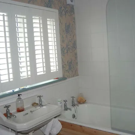 Monkstown Private House Homestay Отель типа 